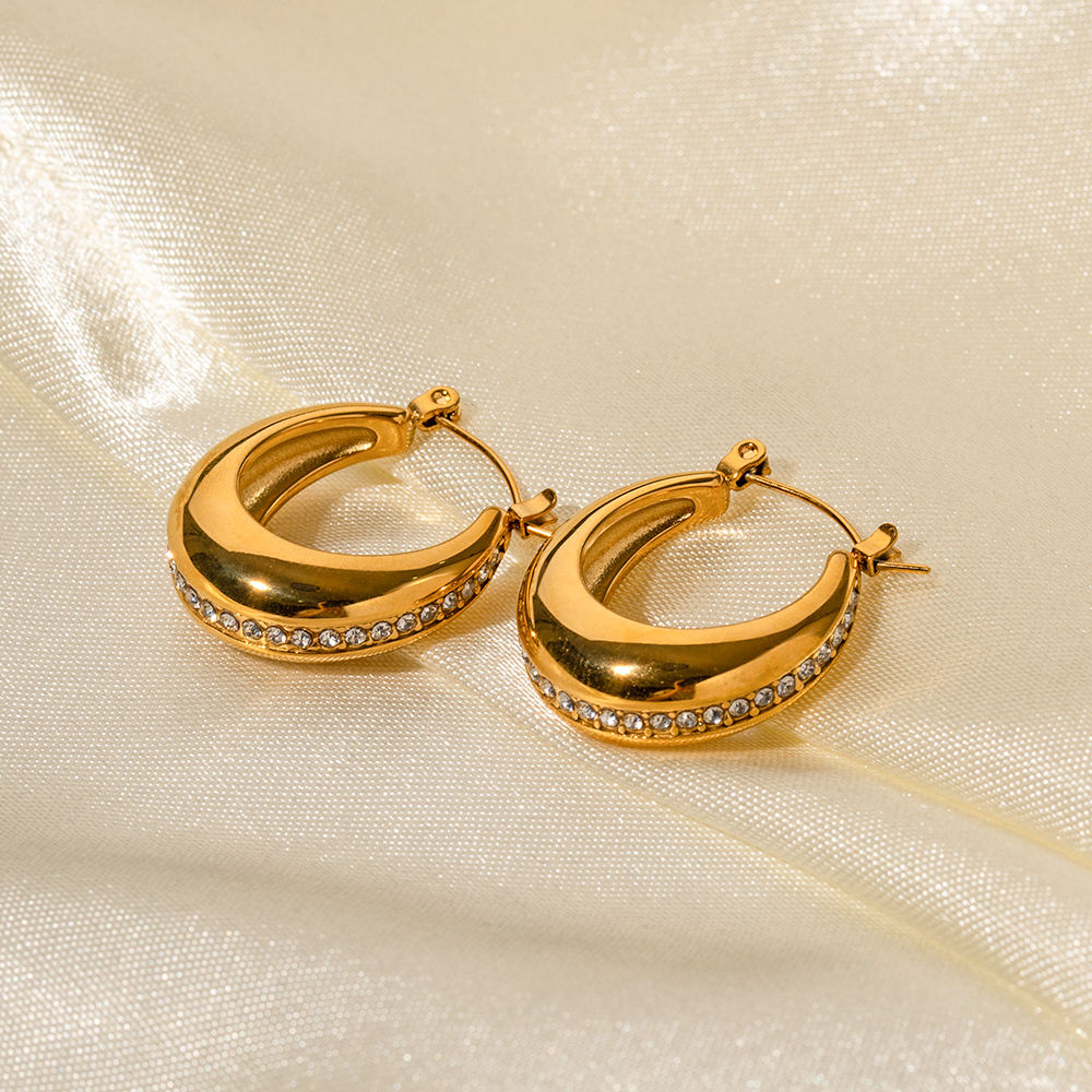 أقراط سميكة