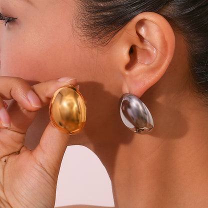 Oval shaped Earrings