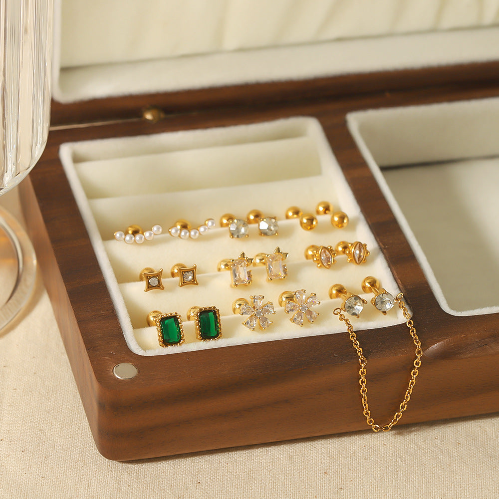 أقراط الزهور الرقيقة