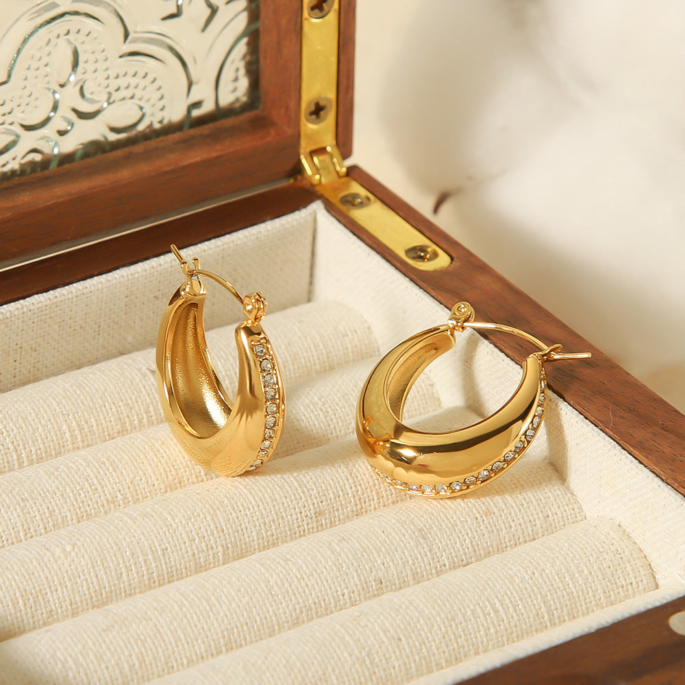 أقراط سميكة