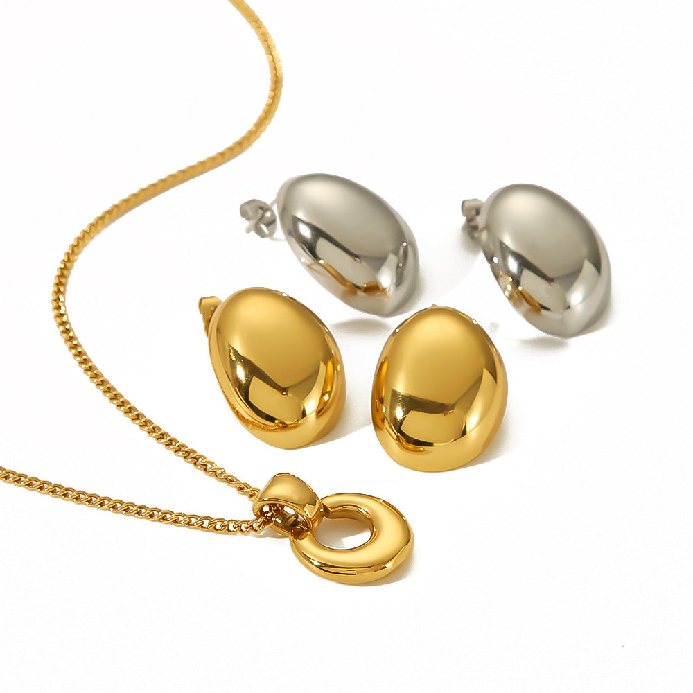 Oval shaped Earrings