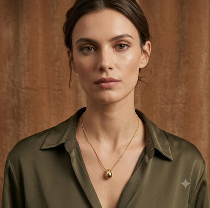 Water drop necklace