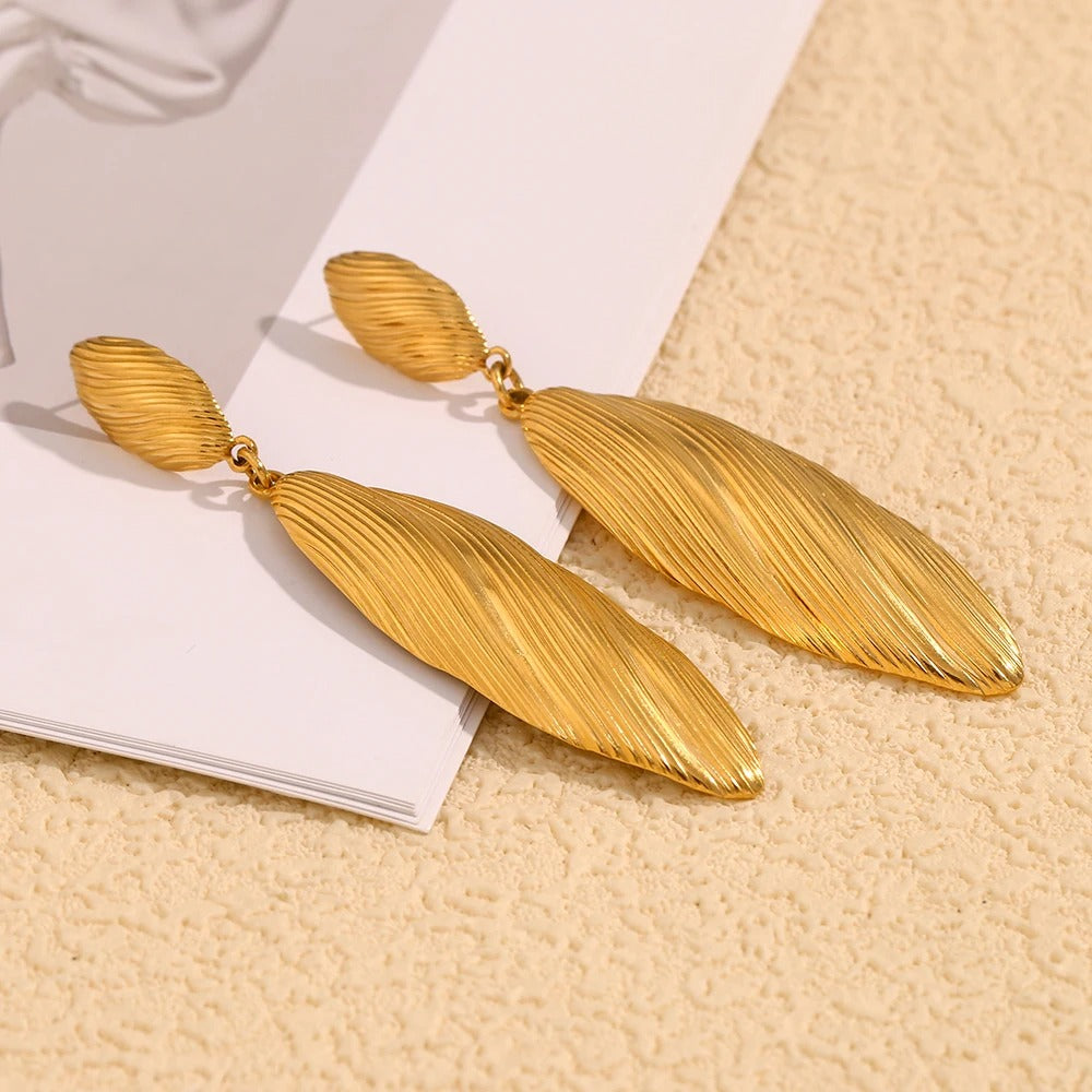 أقراط سميكة